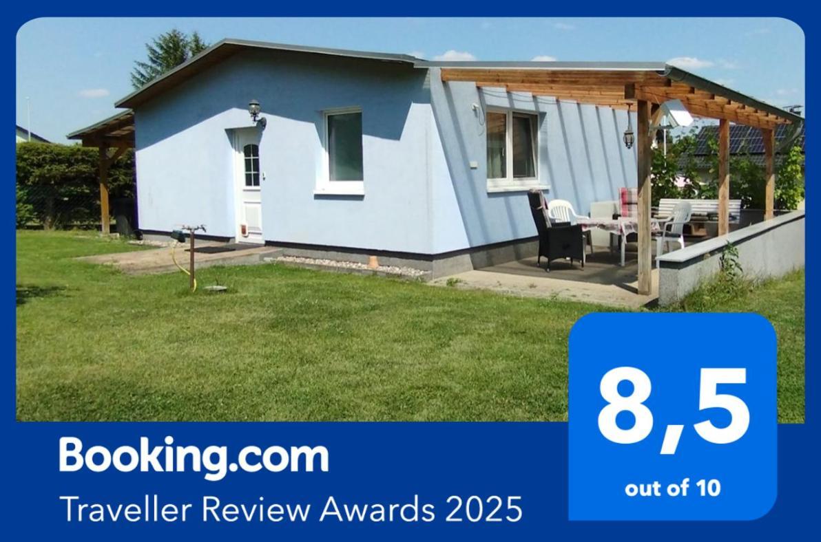 Villa Kleines Häuschen mit Terrasse im Grünen Velten Exterior foto